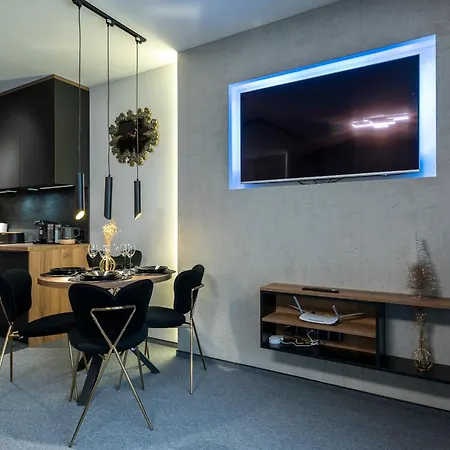 Daire Aparts4u - Kras Apartament B109 Z Prywatna Sauna, Jacuzzi I Widokiem Na Gory